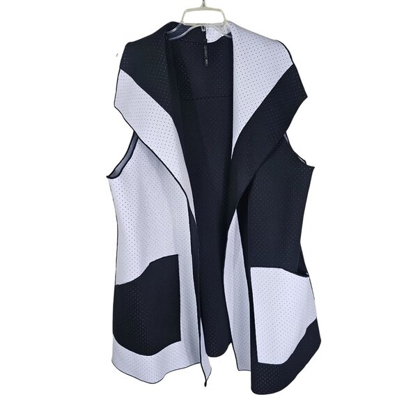 IC By Connie K Black White Long Vest 2X Pockets Perforated Colorblock Lagenlook - Picture 1 of 7